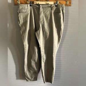 $8❤️Bundled True Craft Jeans